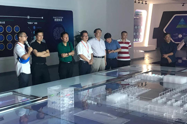 电动叉车 电动叉车