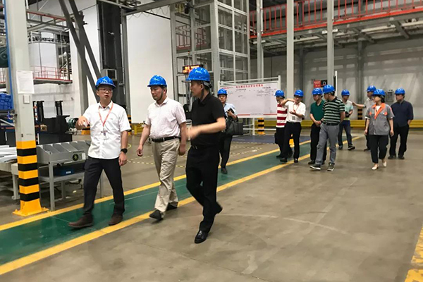 电动叉车 电动叉车